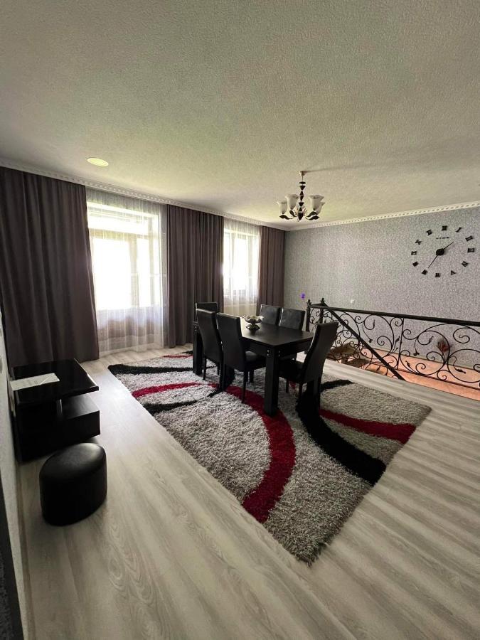 Hotel Crystal Kazbegi Exteriér fotografie